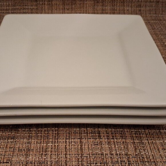 BIA APPETIZER SQUARE PLATES 7-1/4" BY 7-1/4" WHITE Set of 3 - Picture 7 of 8